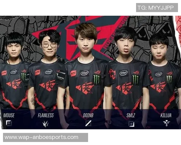 探讨英雄联盟V5战队配合问题引发的热议与争议分析